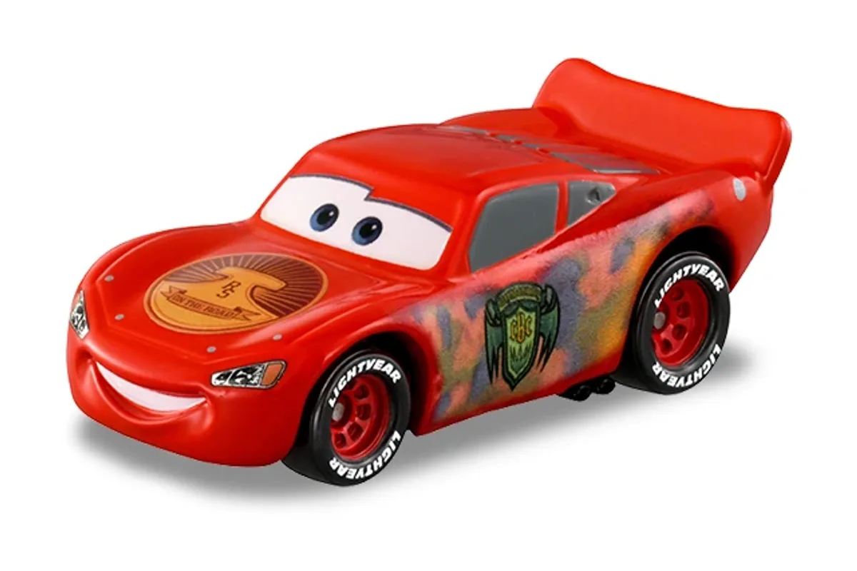 Tomica No. C31 Lightning McQueen (Hunter Type) / 闪电麦坤 猎手涂装 die-cast model — official product photo of the toy car