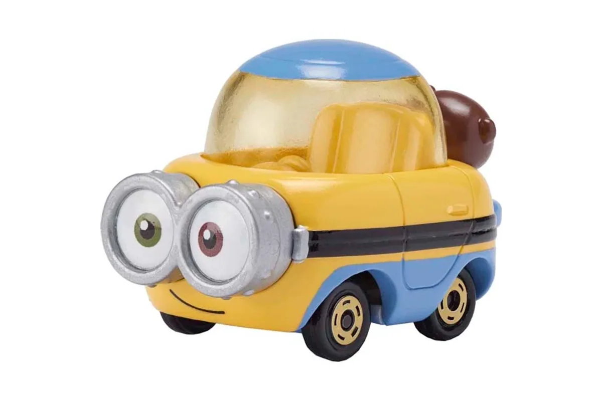Tomica No. 144 Minion/Bob / 小黄人 鲍勃 die-cast model — official product photo of the toy car