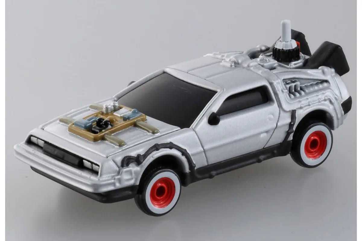 Tomica No. 146 DMC DeLorean Part.3 / 德罗宁 回到未来3 die-cast model — official product photo of the toy car