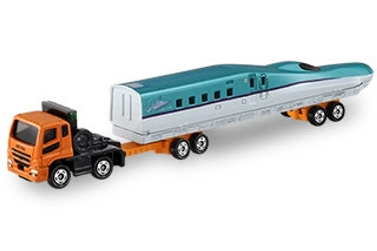 Tomica No. 122 Mitsubishi Fuso Super Great Shinkansen Series H5 Hayabusa Transporter / 三菱扶桑 Super Great 新干线H5隼运输车 die-cast model — official product photo of the toy car
