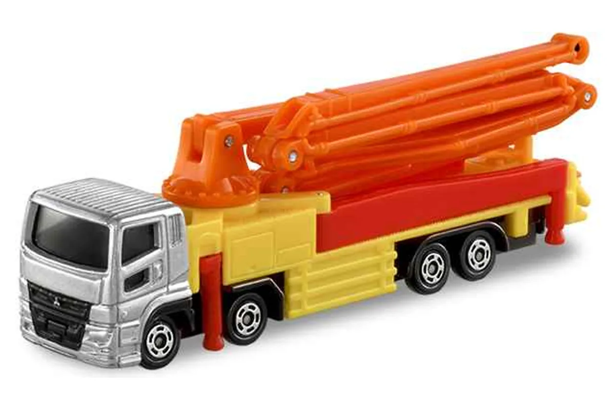 Tomica No. 127 Mitsubishi Fuso Super Great Concrete Pumping Truck / 三菱重工混凝土工程运输泵车 die-cast model — official product photo of the toy car