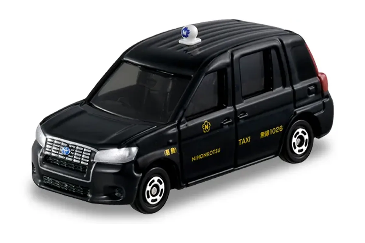 Tomica No. 16 Toyota Nihon Kotsu Taxi / 丰田出租车 die-cast model — official product photo of the toy car