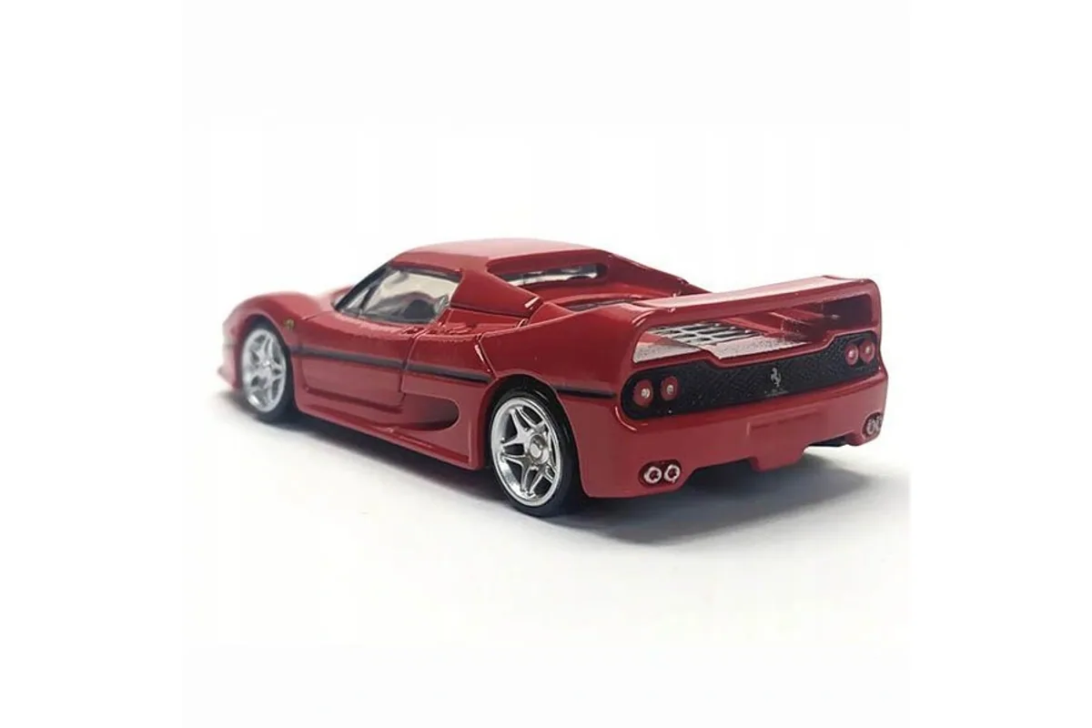 Tomica No. 06 Ferrari F50 Tomica No. 06 Ferrari F50 / 法拉利 F50 die-cast model — official product photo of the toy car