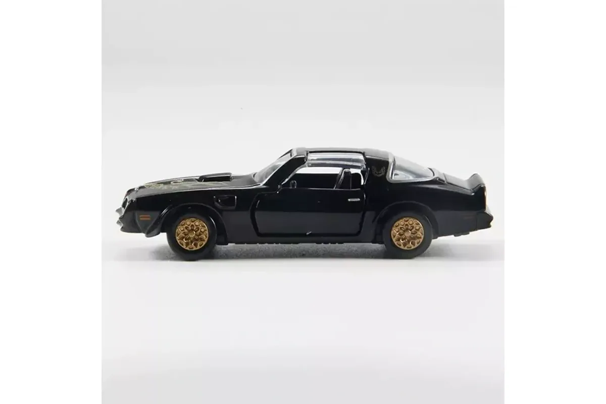 Tomica No. 21 Pontiac Firebird / 庞蒂亚克 Firebird die-cast model — official product photo of the toy car
