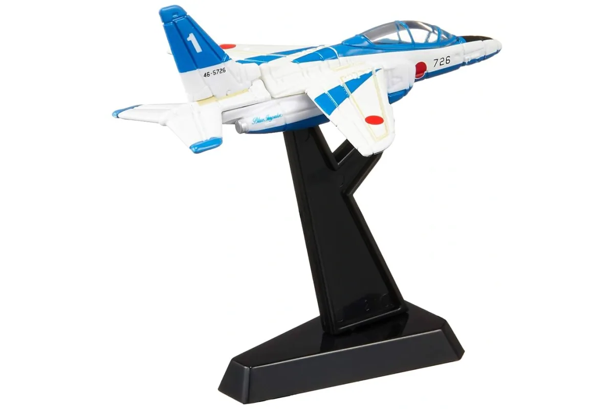 Tomica No. 22 JASDF T-4 Blue Impulse / 航空自卫队 T-4 蓝色冲击波 die-cast model — official product photo of the toy car