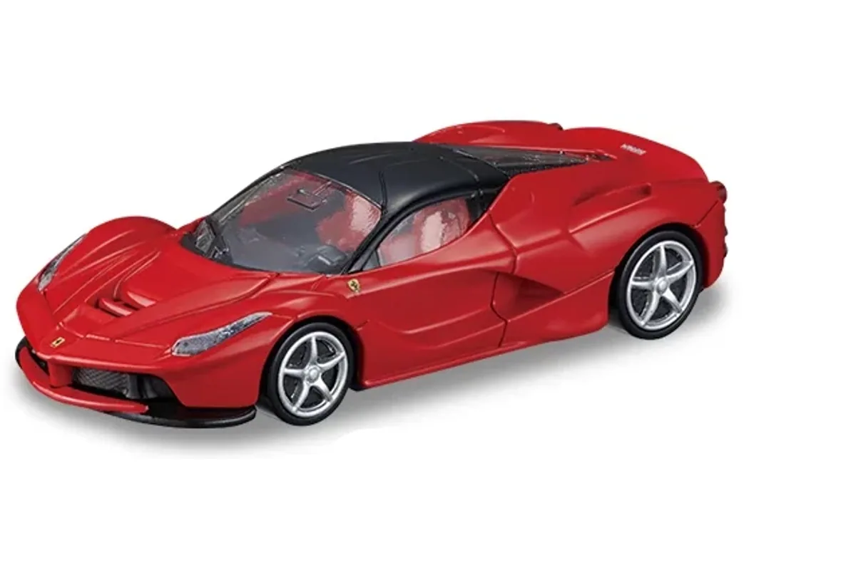 Tomica No. 38 LaFerrari Tomica No. 38 Ferrari LaFerrari / 法拉利 LaFerrari die-cast model — official product photo of the toy car